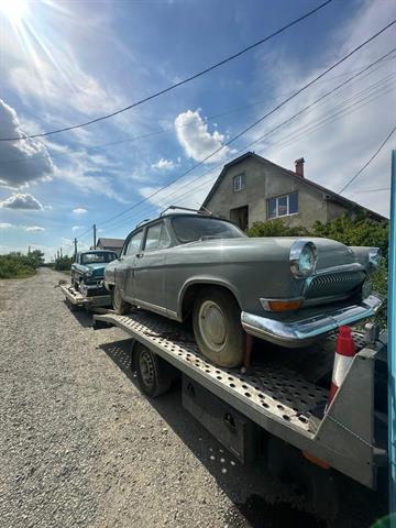 Эвакуатор с лаветой / прицепом